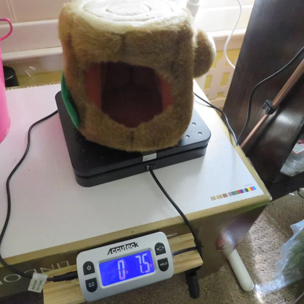 Plush Tree Stump Stand 6